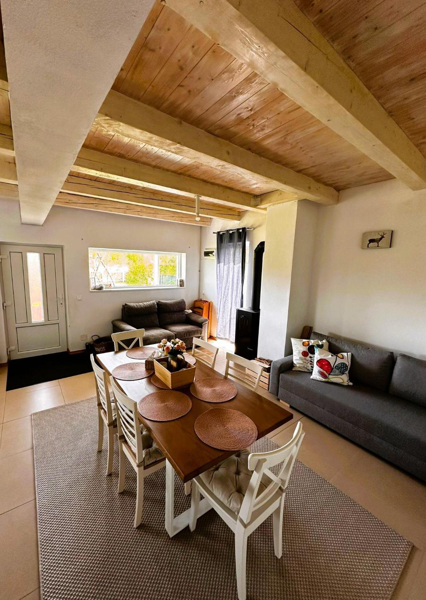 Wanderlust Cottage 阿夫里格 外观 照片